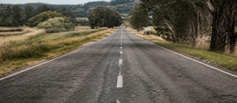 В Омской области 40 дорог не попали в федеральн...